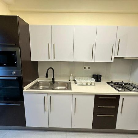 Luxueux Appartements - 2 Pieces Ou 4 Pieces - Quartiers Prises D'Almadies Et Ngor" ダカール エクステリア 写真