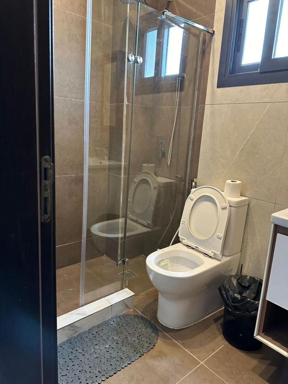 Luxueux Appartements - 2 Pieces Ou 4 Pieces - Quartiers Prises D'Almadies Et Ngor" ダカール エクステリア 写真