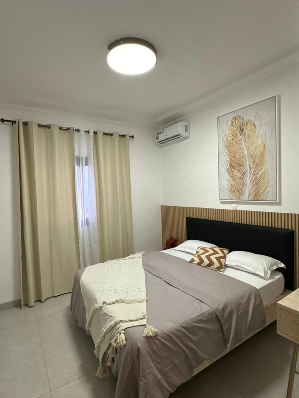 Luxueux Appartements - 2 Pieces Ou 4 Pieces - Quartiers Prises D'Almadies Et Ngor" ダカール エクステリア 写真